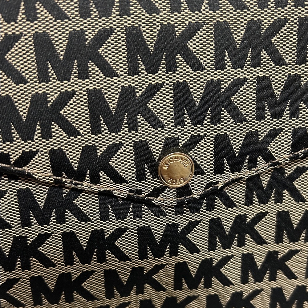 Michael Kors Black and Brown MK Logo Tote with Front Pocket - Picture 7 of 12